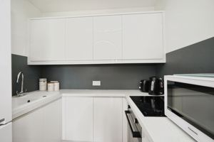 Kitchen- click for photo gallery